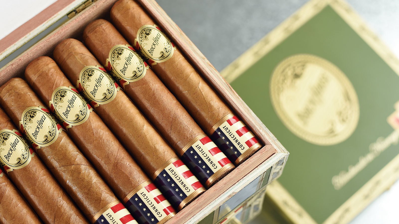 Brick House Connecticut cigars perfectly lined up in a box